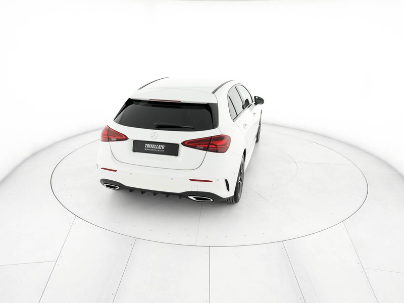 Mercedes Classe A 200 amg line premium auto ibrido bianco