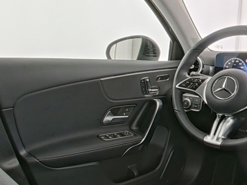 Mercedes Classe A 180 d progressive advanced auto diesel nero