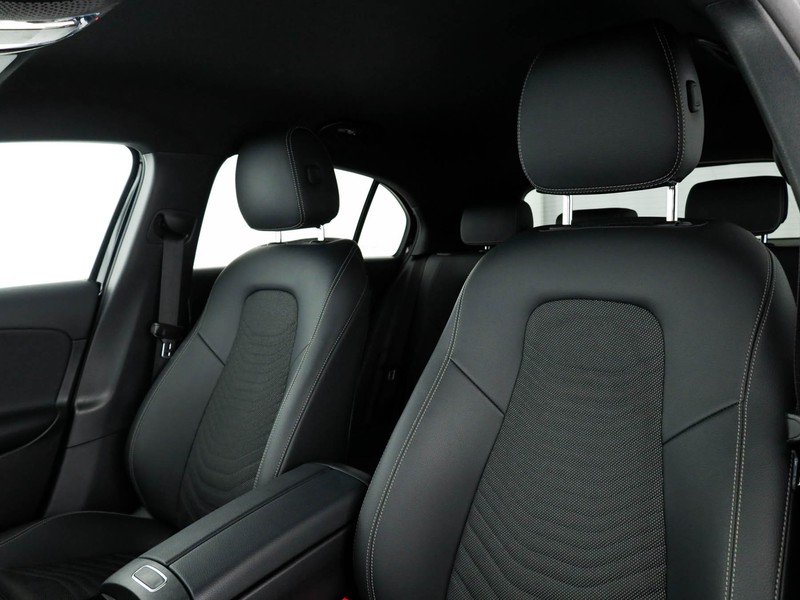 Mercedes Classe A 250 e eq-power business extra auto ibrido nero