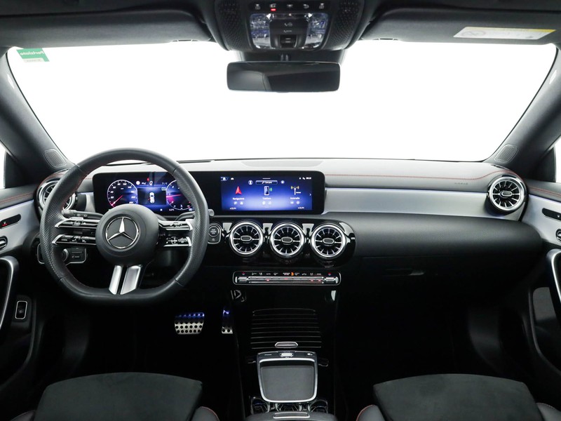 Mercedes CLA Shooting Brake  200 d amg line premium plus auto diesel grigio