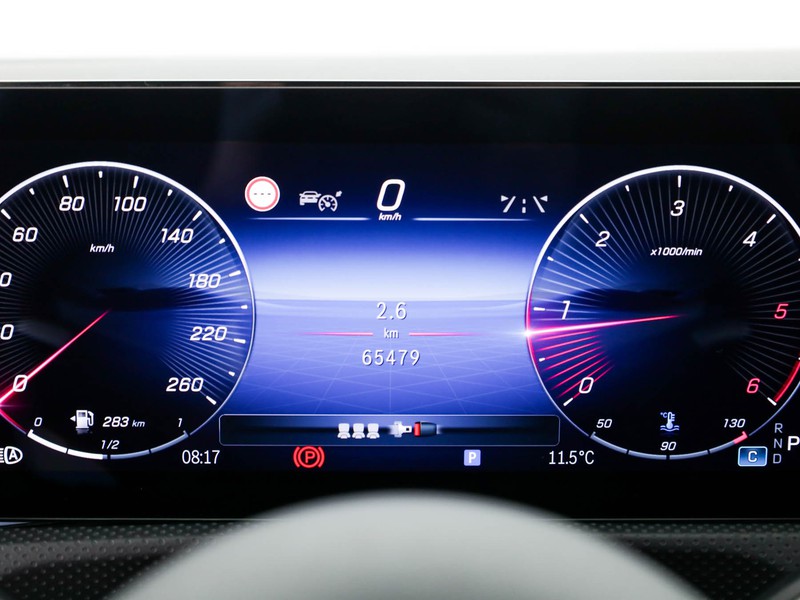 Mercedes CLA Shooting Brake  200 d amg line premium plus auto diesel grigio