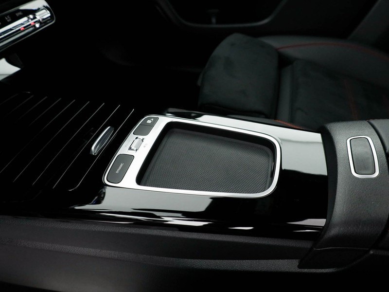 Mercedes CLA Shooting Brake  200 d amg line premium plus auto diesel grigio