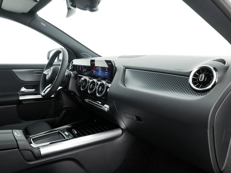 Mercedes GLA 200 d automatic diesel bianco