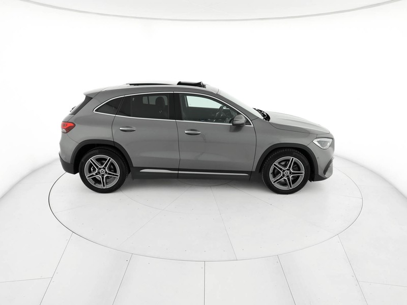 Mercedes GLA 200 d premium auto diesel argento