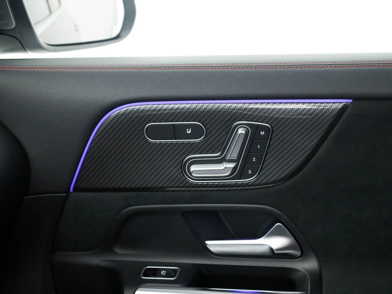 Mercedes GLA 200 d premium auto diesel argento