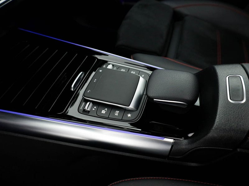 Mercedes GLA 200 d premium auto diesel argento