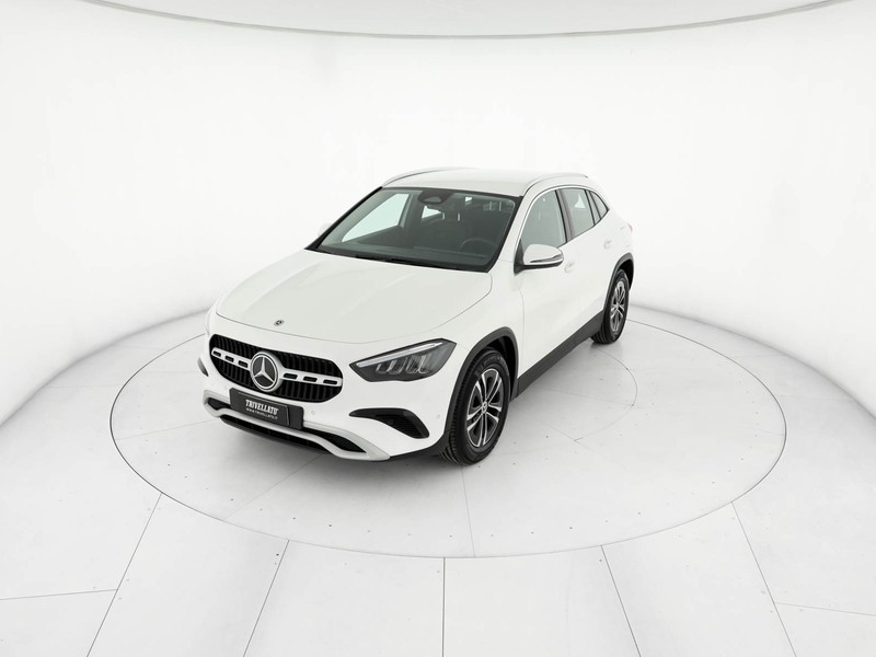 Mercedes GLA 180 d advanced auto diesel bianco
