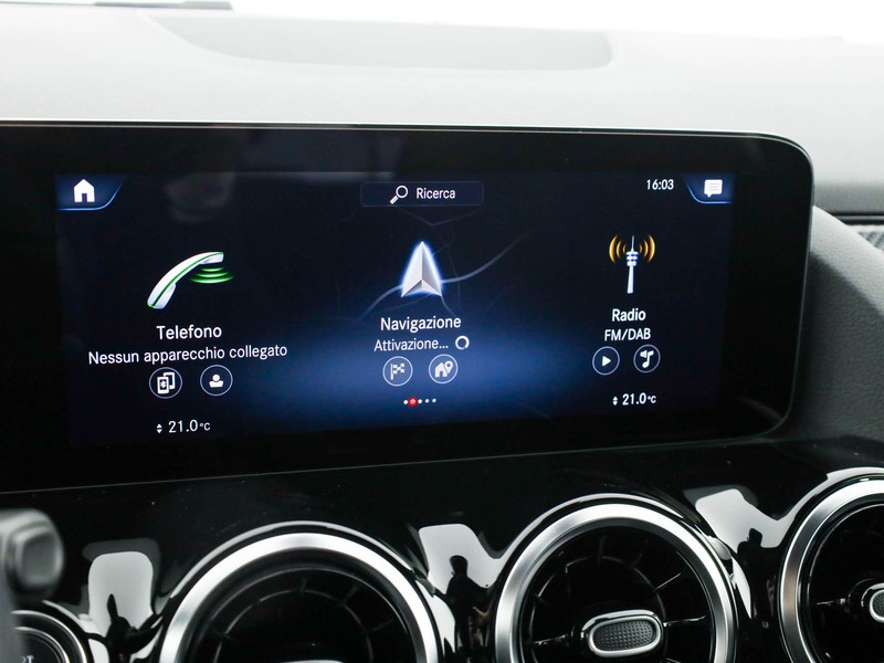 Mercedes GLA 200 d premium auto