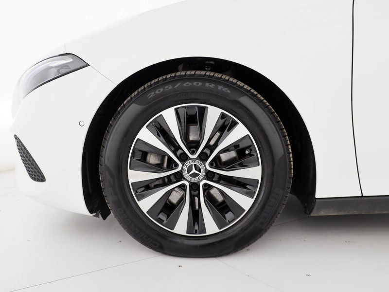 Mercedes Classe A 180 d advanced auto diesel bianco