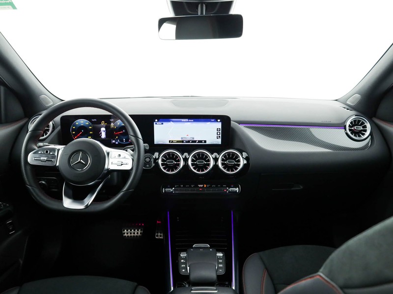 Mercedes GLA 180 premium auto