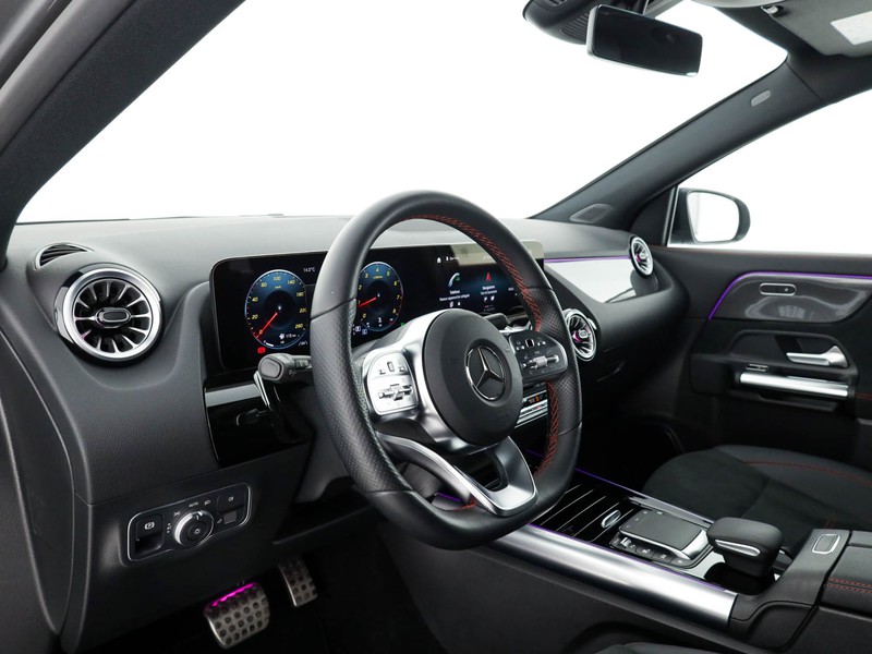 Mercedes GLA 180 premium auto