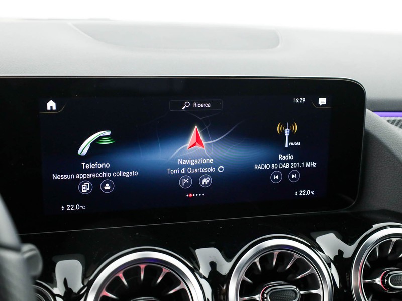 Mercedes GLA 180 premium auto