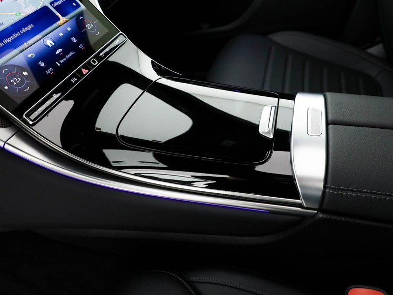 Mercedes GLC 220 d amg line premium 4matic auto ibrido grigio