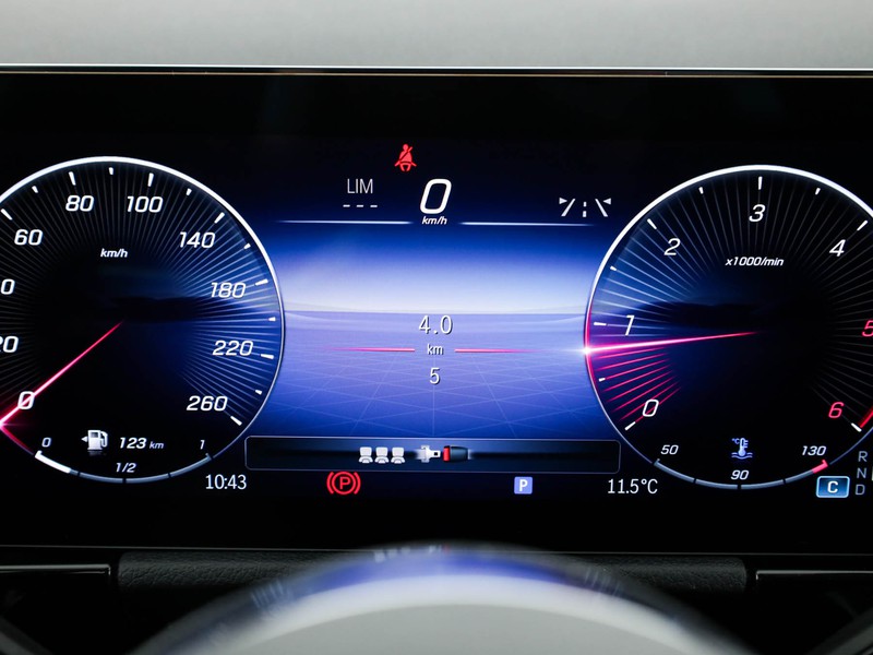 Mercedes GLA 200 d Automatic 4MATIC diesel grigio