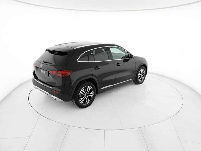 Mercedes GLA 180 d progressive advanced auto diesel nero
