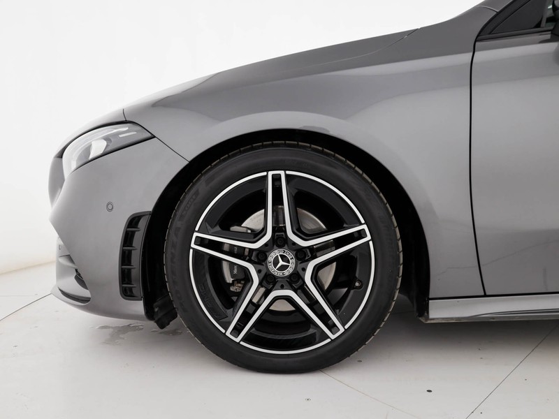 Mercedes Classe A 180 d premium auto diesel grigio
