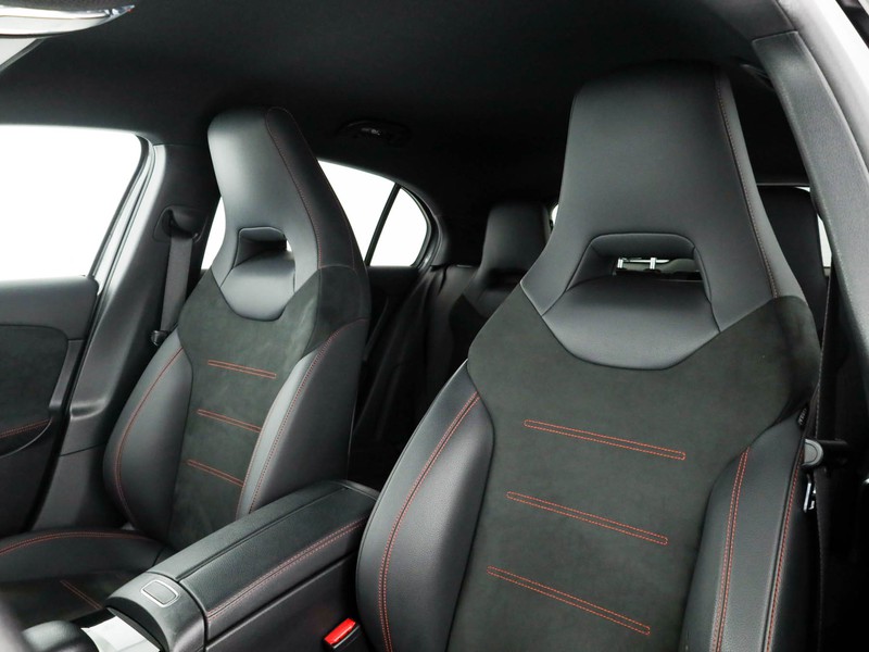 Mercedes Classe A 180 d premium auto diesel grigio