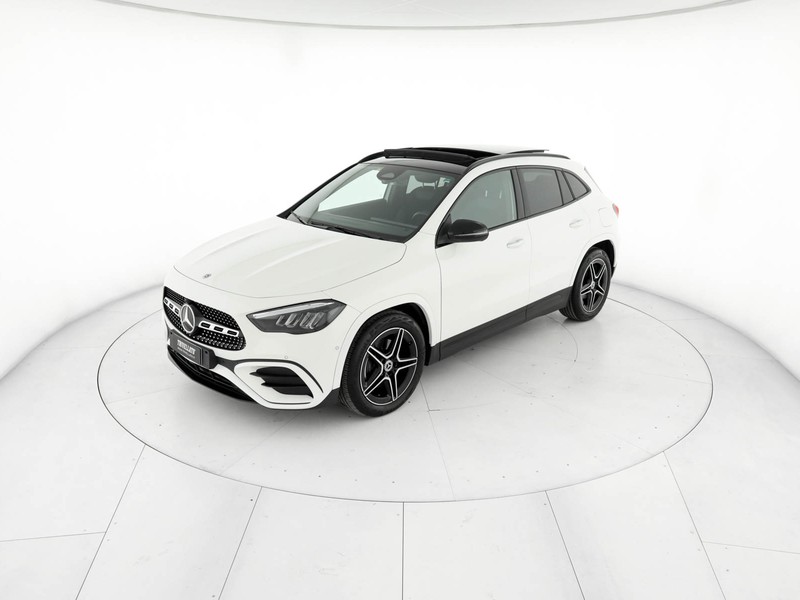 Mercedes GLA 180 d amg line advanced plus auto diesel bianco