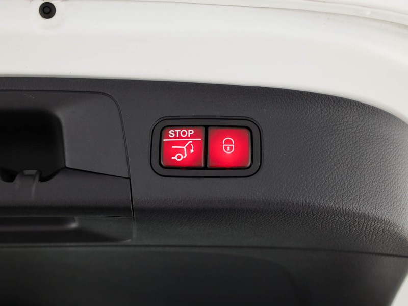 Mercedes GLA 180 d amg line advanced plus auto diesel bianco