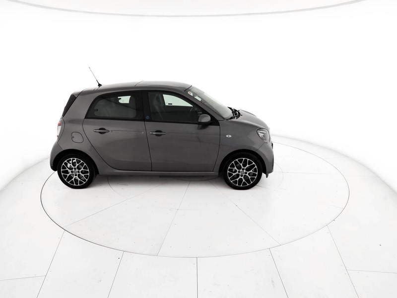 Smart Forfour eq racingrey 22kw elettrica 