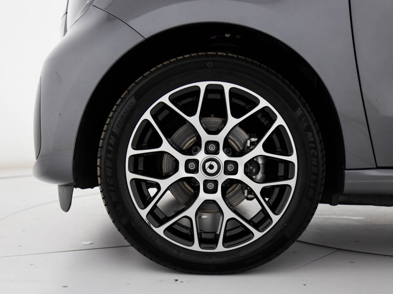 Smart Forfour eq racingrey 22kw elettrica 