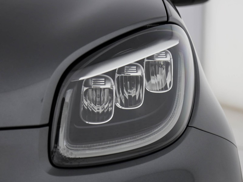 Smart Forfour eq racingrey 22kw elettrica 