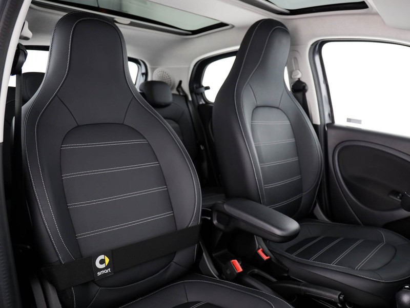 Smart Forfour eq racingrey 22kw elettrica 