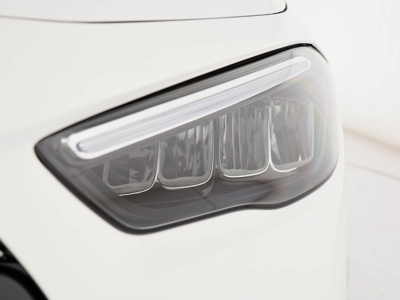 Mercedes GLA 200 d amg line extra auto diesel bianco