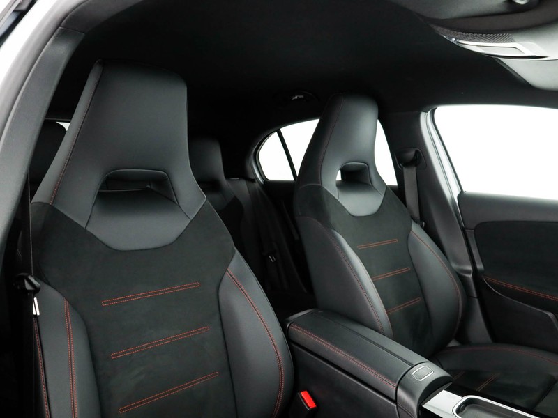 Mercedes Classe A 180 d amg line advanced plus auto diesel argento