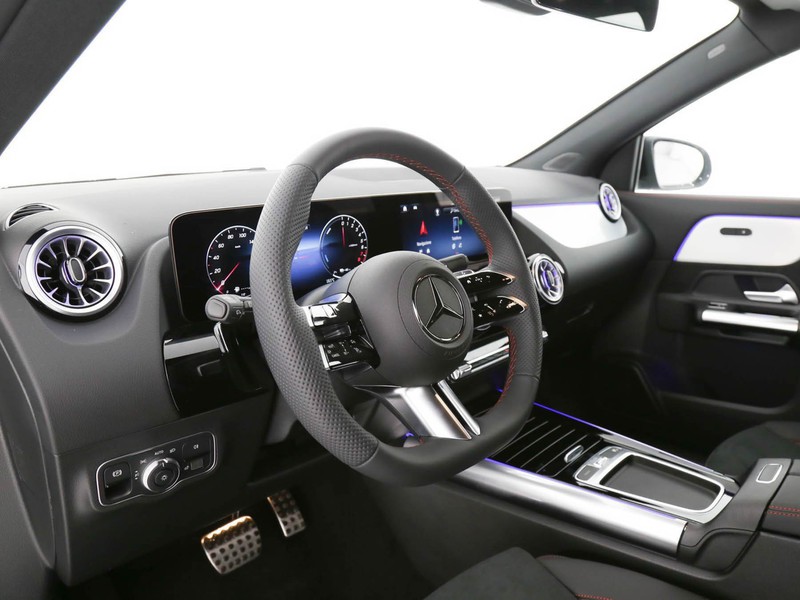 Mercedes GLA 180 d amg line advanced plus auto diesel blu/azzurro