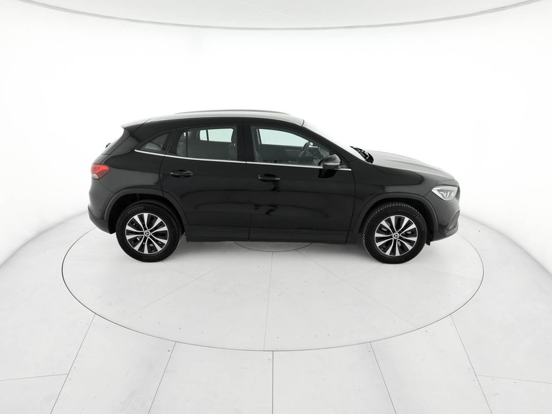 Mercedes GLA 180 d sport plus auto