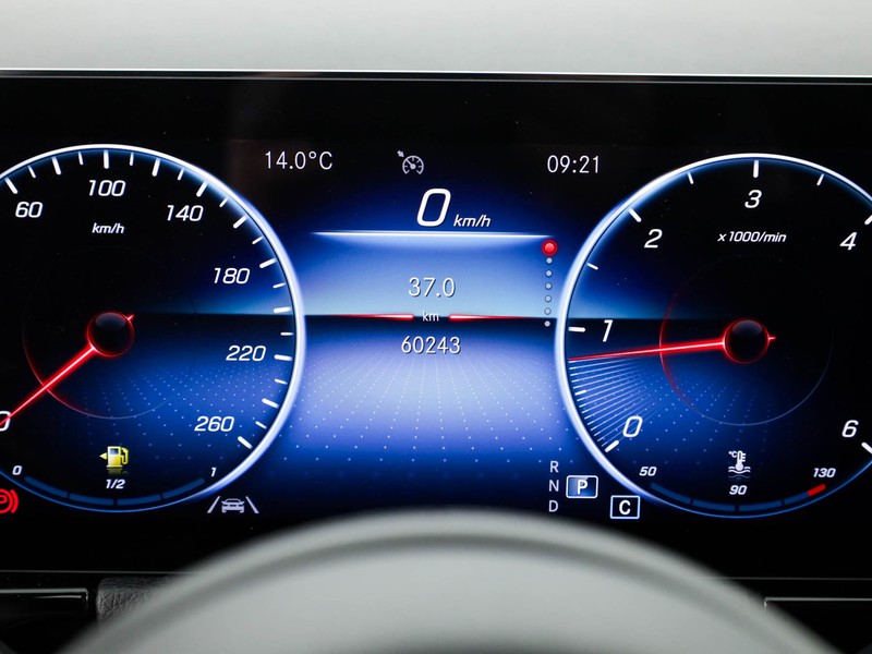 Mercedes GLA 180 d sport plus auto