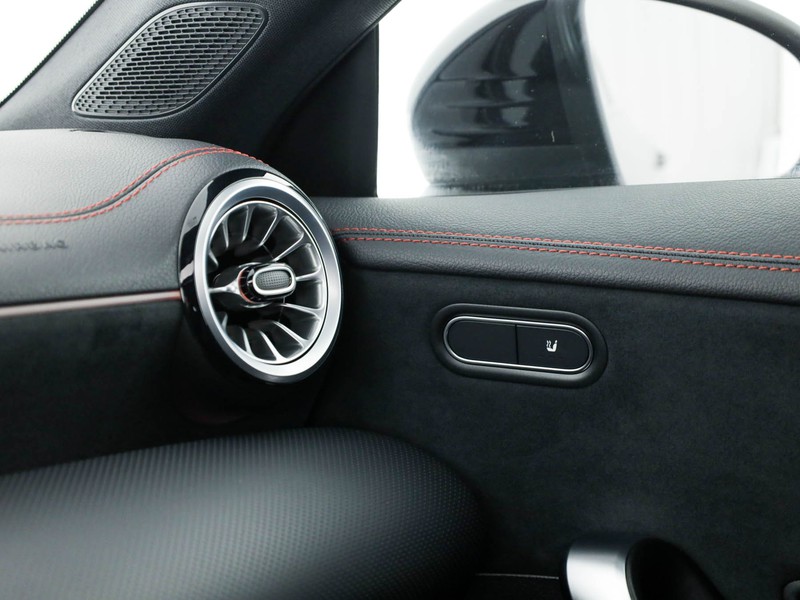 AMG CLA Shooting Brake  amg 35 4matic auto