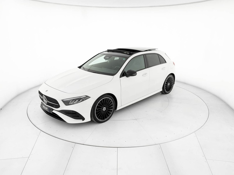 Mercedes Classe A 180 d amg line premium auto diesel bianco