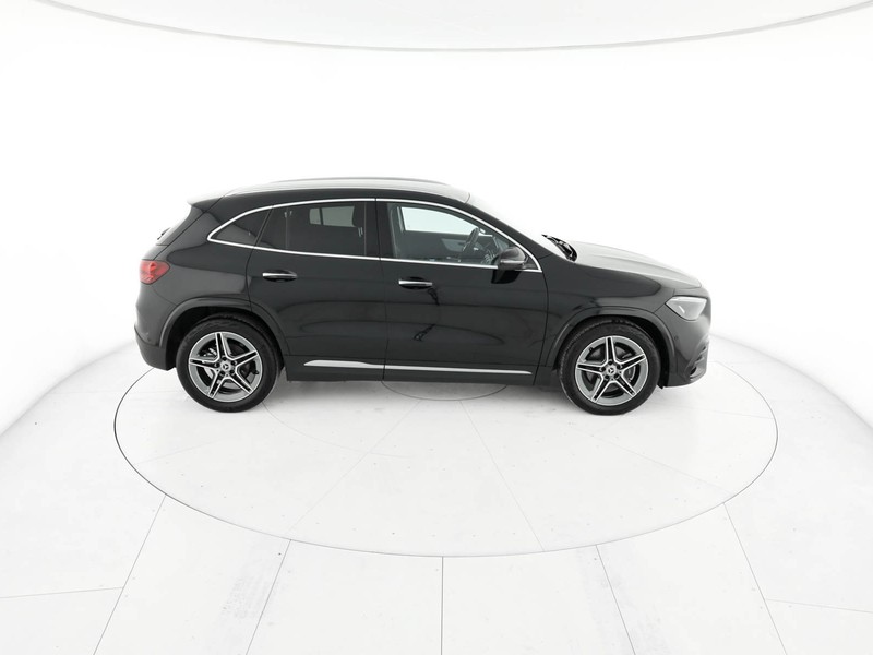 Mercedes GLA 180 d amg line advanced plus auto diesel nero