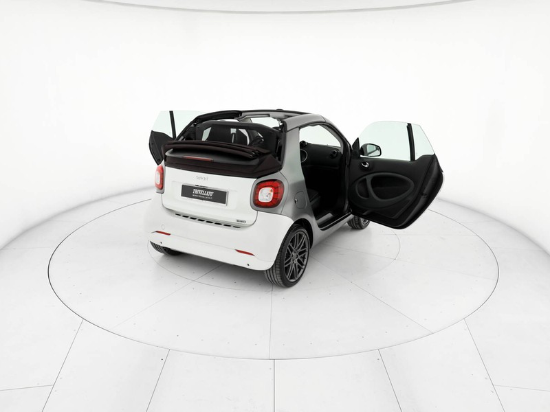 Smart Fortwo Cabrio cabrio 0.9 t brabus edition 90cv twinamic benzina bianco