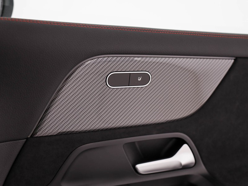 Mercedes GLA 200 d automatic diesel bianco