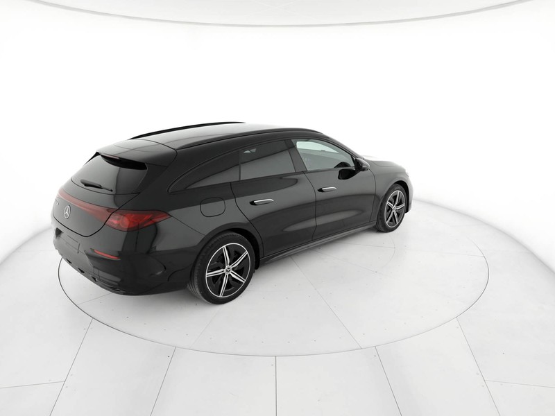 Mercedes CLA Shooting Brake 250+  with EQ technology