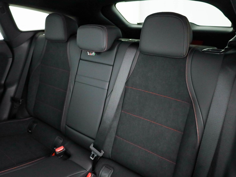 Mercedes CLA Shooting Brake 250+  with EQ technology