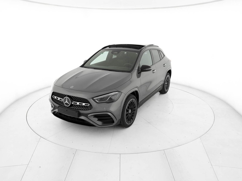 Mercedes GLA 250 e Plug-in hybrid diesel grigio