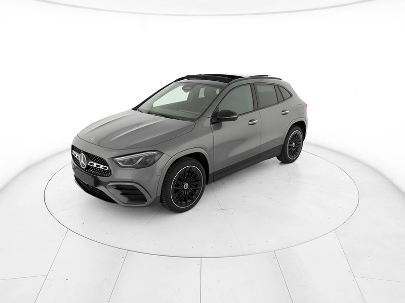 Mercedes GLA 250 e Plug-in hybrid diesel grigio