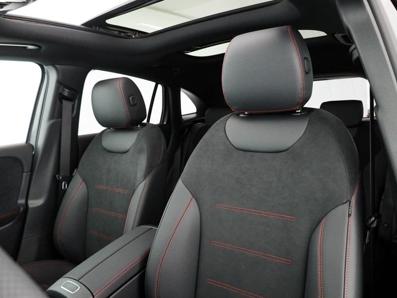 Mercedes GLA 250 e Plug-in hybrid diesel grigio