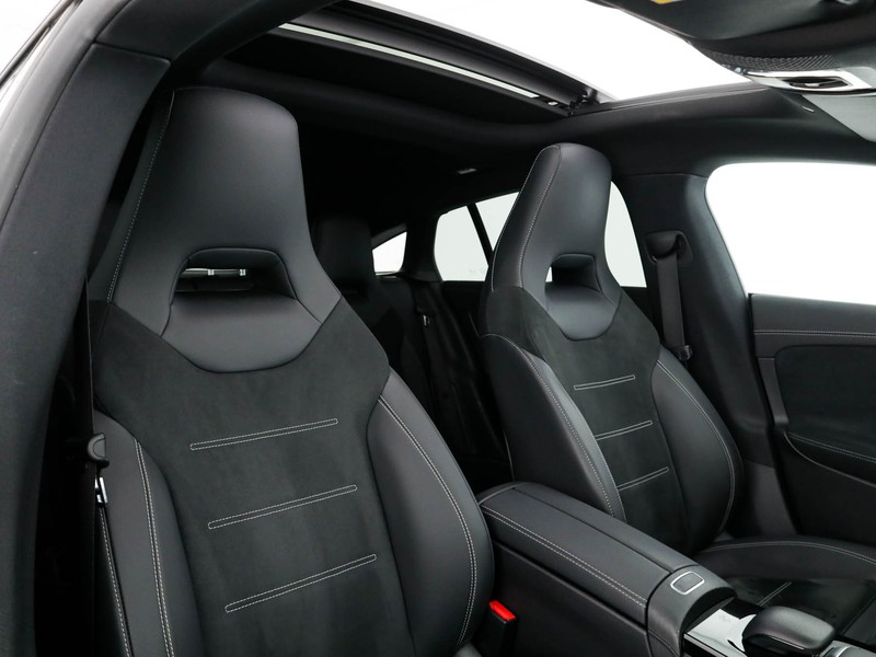 Mercedes CLA Shooting Brake  200 d night edition auto diesel nero