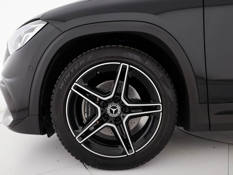 Mercedes GLA 180 d premium auto diesel nero