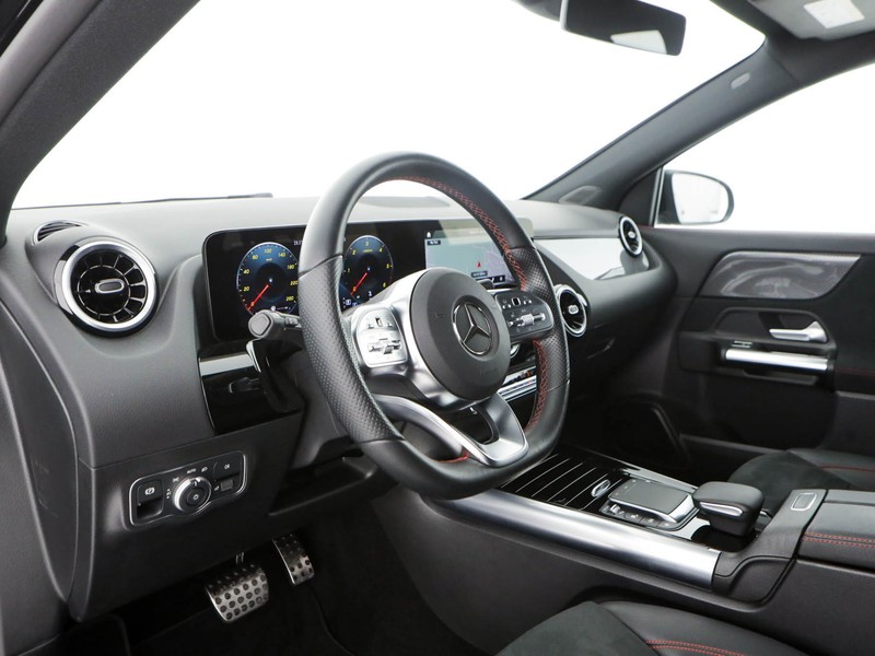 Mercedes GLA 180 d premium auto diesel nero