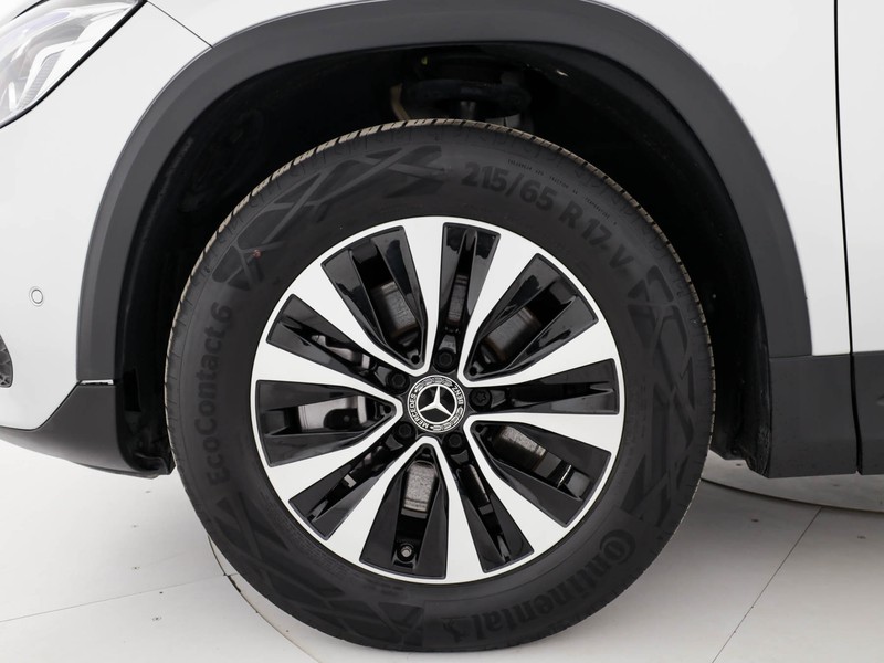Mercedes GLA 250 e phev (eq-power) business extra auto ibrido argento