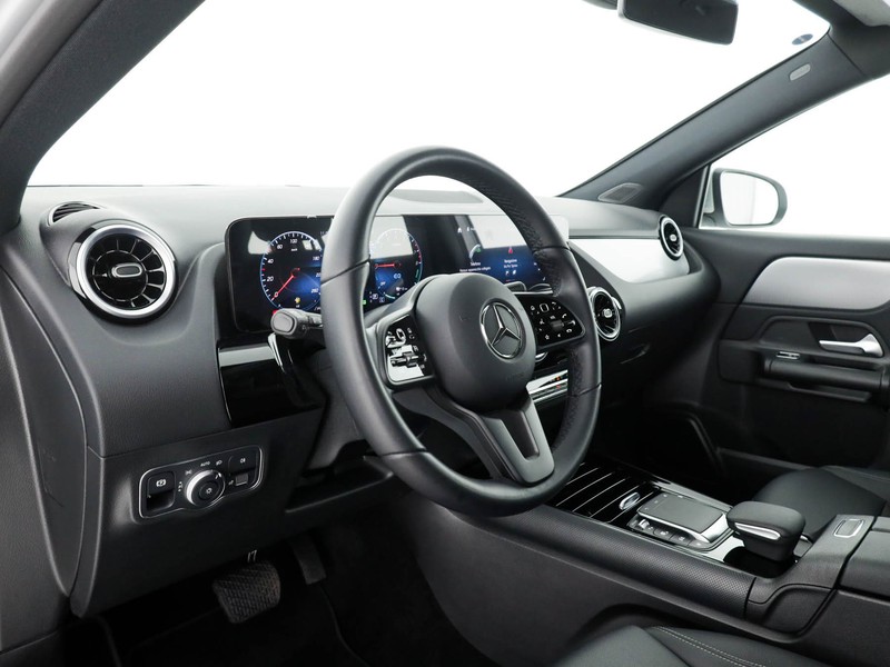 Mercedes GLA 250 e phev (eq-power) business extra auto ibrido argento