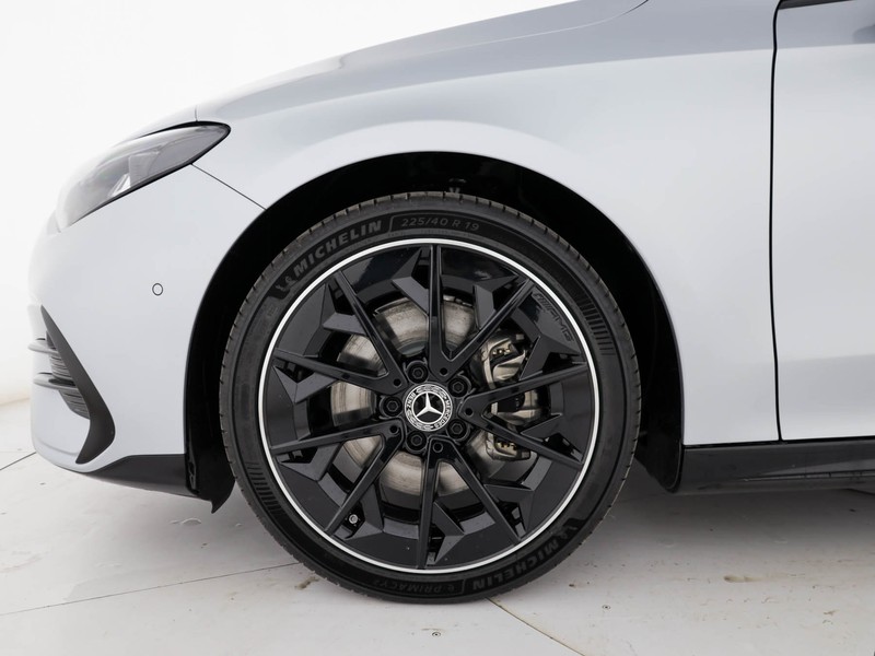 Mercedes CLA Shooting Brake 250+  with EQ technology