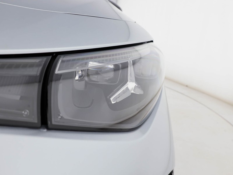 Mercedes CLA Shooting Brake 250+  with EQ technology