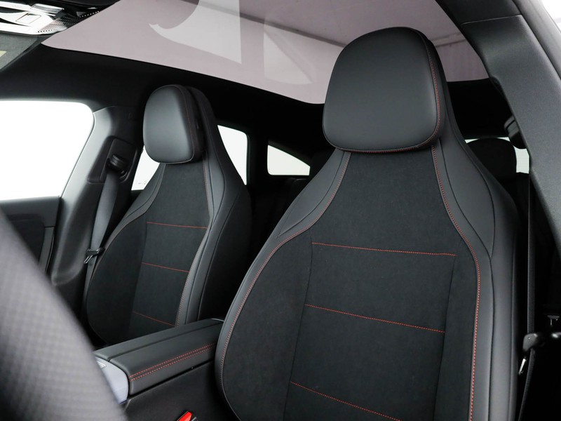 Mercedes CLA Shooting Brake 250+  with EQ technology